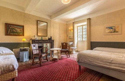 Saint-Laurent-du-Pape House | Domaine de l'Amiral