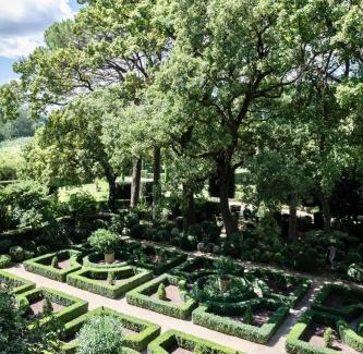 St.-Remy-de-Provence Bed & Breakfast | Domaine de Chalamon