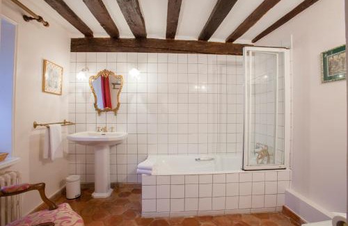 La Boissiere-Ecole House | Domaine de la Butte Ronde