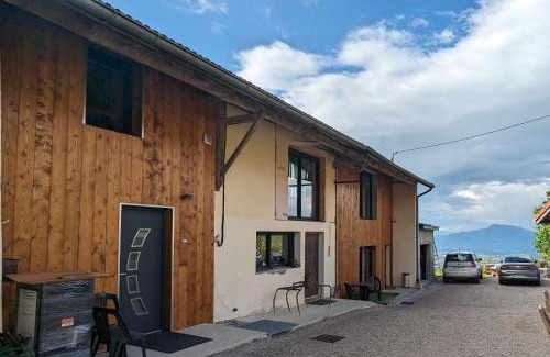 La Roche-sur-Foron Apartment | Domaine de la Griffe - Appartement "Sous Dine"