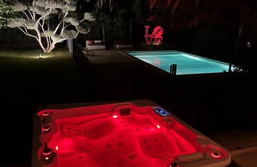 Caderousse House | Domaine de La Franquette by Bridget & Pascal - Piscine Chauffée & SPA