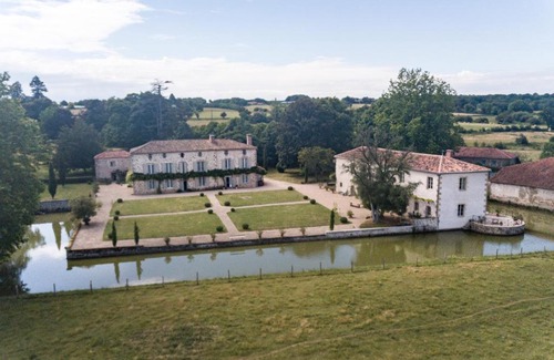 Confolens Bed & Breakfast | DOMAINE de la PARTOUCIE