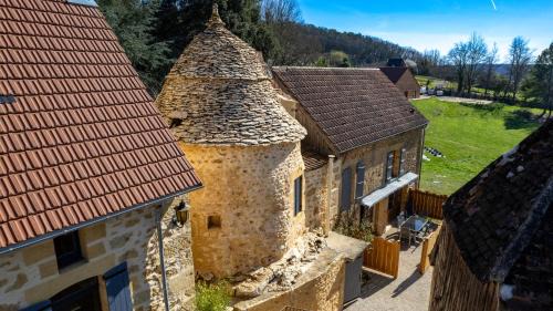 Castels House | Domaine de la Source