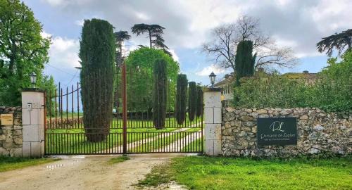 Cezan Bed & Breakfast | Domaine de Laplan