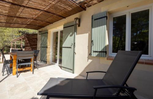 Eyguieres Apartment | Domaine De Meyrol - Gite 3