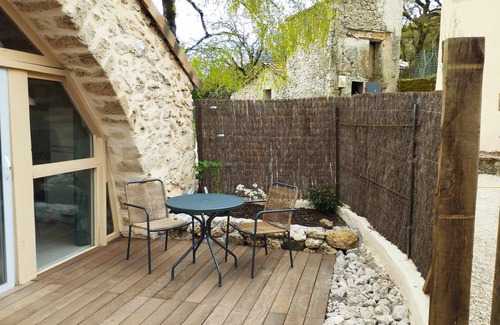 Le Caylar Apartment | Domaine de Servières - Gîte le Studio sur Site Natura 2000 et Animaux de Ferme