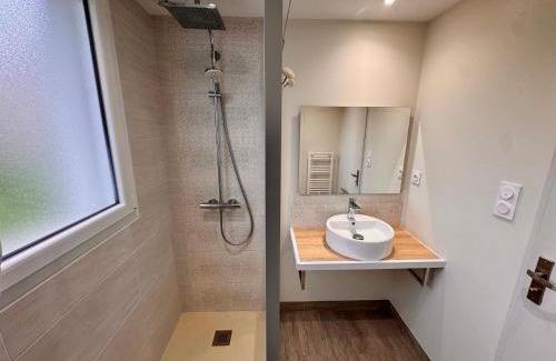Vendrennes Apartment | Domaine des 5 Roses - Rose Blanche