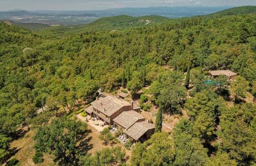 La Garde-Freinet Bed & Breakfast | Domaine des Chênes de la Galline