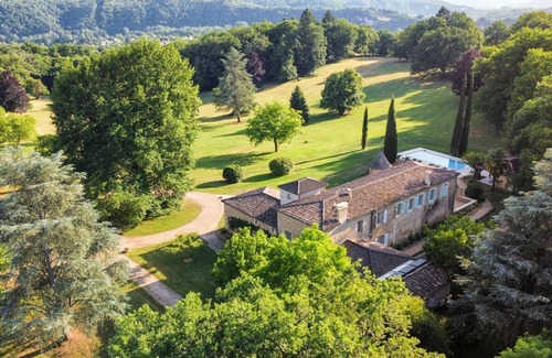 Carsac-Aillac Villa | Domaine Des Maronniers