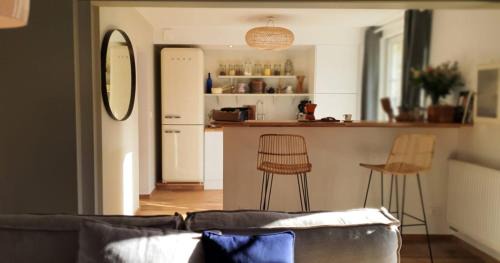 Droue-sur-Drouette House | Domaine des Pousses, Chambres d'hôtes au coeur d'un village de campagne