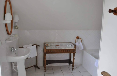 Rocamadour Other | Domaine du Château la Rhue, grand espace, piscine