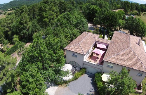 Ailhon Apartment | DOMAINE DU PLANAS - ARCHE
