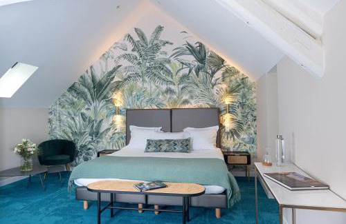 Fontenay-sur-Loing Hotel | Domaine et Golf de Vaugouard - La Maison Younan