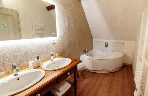 Aisonville-et-Bernoville Hotel | Domaine des Lumières