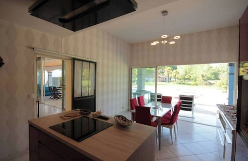 Saint-Laurent-de-Gosse Villa | Domaine du Haou - Large gîte in the heart of a bucolic estate