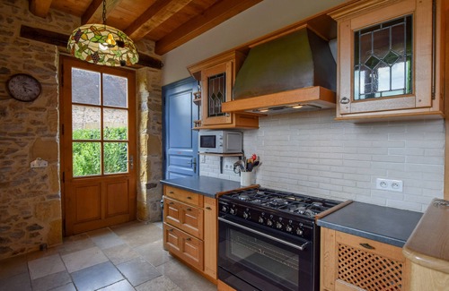 Saint-Medard-d'Excideuil RV Rental | Domaine d'Essendiéras