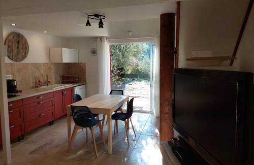 Uchaux House | Domaine L'Etang des Cigales : Gite des Vignes