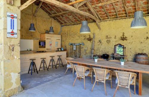 Lalanne-Arque House | Domaine La Barbe