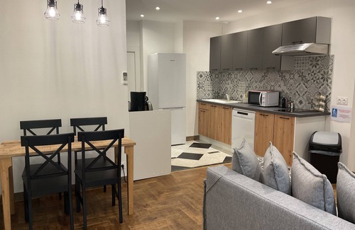 Berre-des-Alpes Apartment | Domaine Le Rocher d'Argent Appart dans domaine Swimming pool & Jacuzzi & Games room