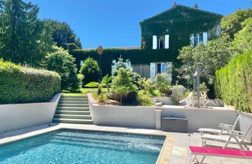 Couches Bed & Breakfast | Domaine Les Bertrands