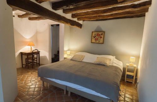 Thury House | Domaine Les Pigées