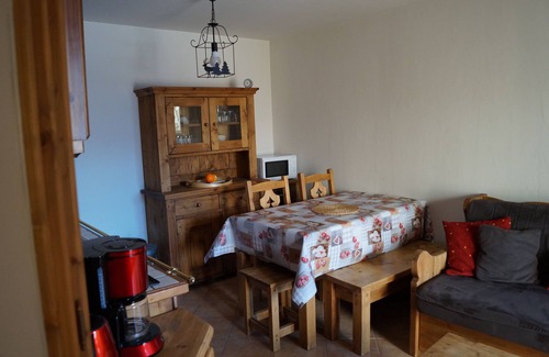 Bisanne 1500 Apartment | "Domaine Les Saisies " 2 rooms 33 m2, Wifi, garage, heated swimming pool