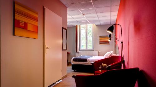 Francheville Le Bas Hotel | Domaine Lyon Saint Joseph