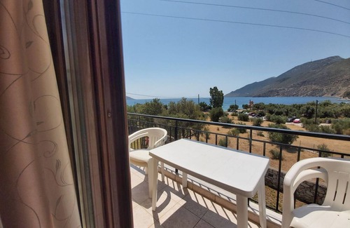 Skoutari Apartment | Domaine Papakonstantis