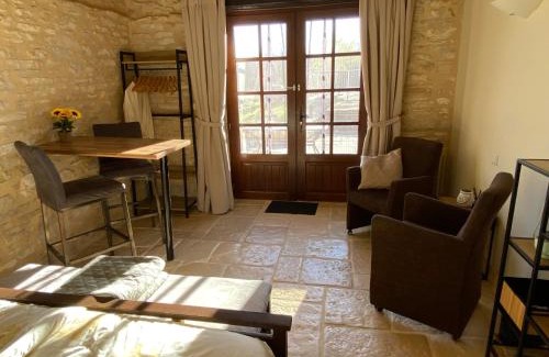 Gourdon Bed & Breakfast | Domaine Rossignol Tournesol