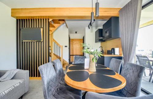 Banska Wyzna Ski Chalet | Domek Jaroszówka z widokiem na góry