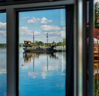 Charzykowy Boat Rental | Domek na wodzie - HAUSBOOT - Domek pływający -CHARZYKOWY