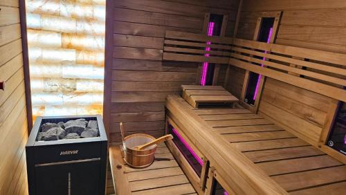 Janowice Wielkie House | Domek pod Świerkami & Jacuzzi