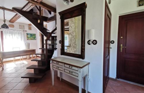 Zwierzyniec Apartment | Domek Samotnia w ogrodzie
