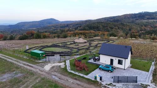 Bardo House | DOMEK W SŁONECZNIKACH, JACUZZI, QUADY, Góry