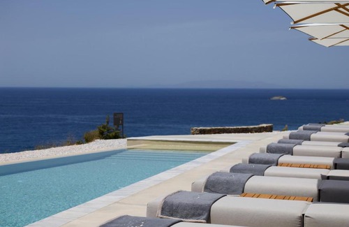 Milos Hotel | Domes White Coast Milos, Adults Only - Small Luxury Hotels of the World
