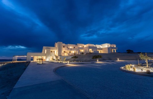 Milos Hotel | Domes White Coast Milos, Adults Only - Small Luxury Hotels of the World