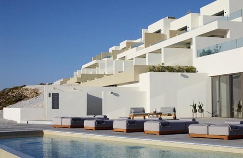 Milos Hotel | Domes White Coast Milos, Adults Only - Small Luxury Hotels of the World