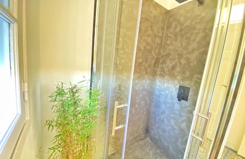 Domfront en Poiraie Apartment | DOMFRONT-BNB : CHIC & CONFORT