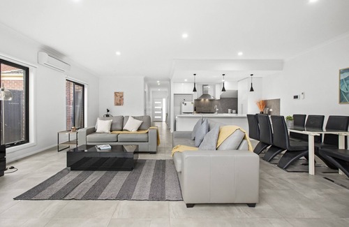Clayton House | Domi Rentals - The Browns Residence