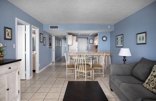 Meadows Condo | Dominica Retreat-waterfront 2BR 2BA condo w/pool & boat slip