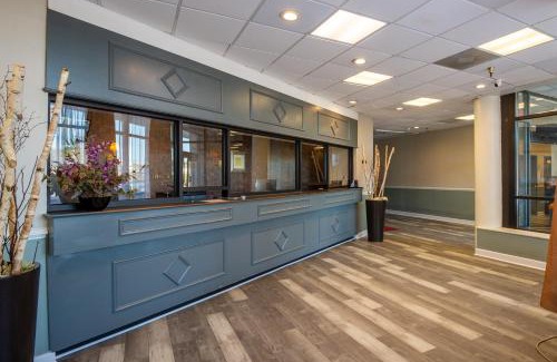 Sandston Hotel | Dominion Inn and Suites