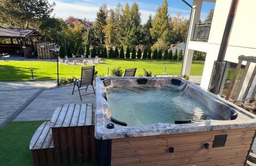 Lidzbark Welski Apartment | Domki i Apartamenty Wypoczynkowe z jacuzzi Lidzbark