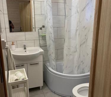Natac Wielka House | Domki i Pole Namiotowe Pod Sosnami