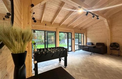 gmina Ostrowite Apartment | DOMKI Leśna Cisza jezioro Powidzkie dla 18 osób - 5D Apartments