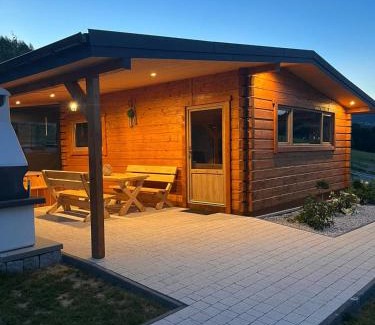 Limanowa House | Domki- Limanowa domek 3 domek z jacuzzi i sauną