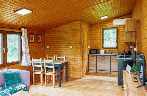 Brzeg Dolny Ski Chalet | Domki nad Odrą Wały