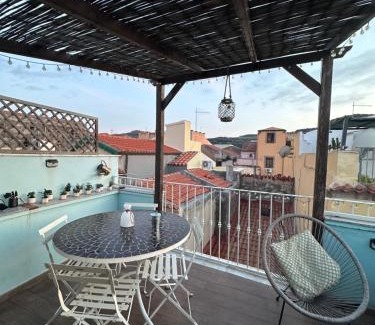 Bosa Historic Centre House | DOMMO ASULETTA