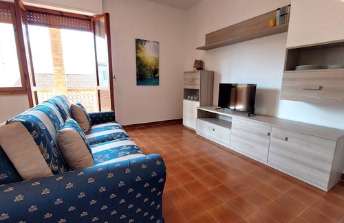 Olmedo Apartment | Domo de Istiu - Two Bedroom Apartment, Sleeps 5