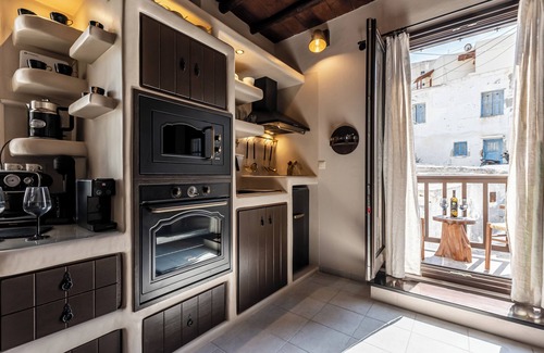 Naxos Apartment | Domus Castrum