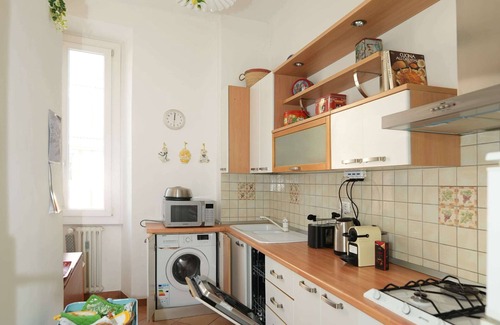 Quartiere XVII Trieste Apartment | Domus Costanza - Bright and elegant apartment in Piazza Verbano.